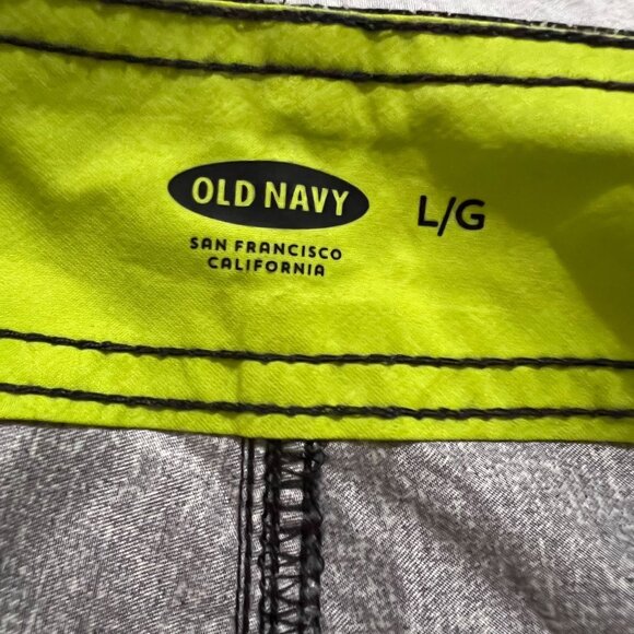 Old Navy Swim Trunks Size Large Gray Yellow size L, Mens NWT - Picture 5 of 9
